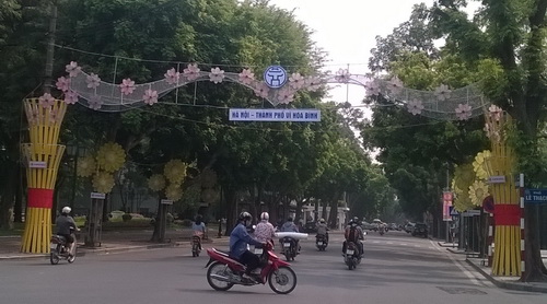 Hà Nội rực rỡ đón ngày giải phóng ảnh 4